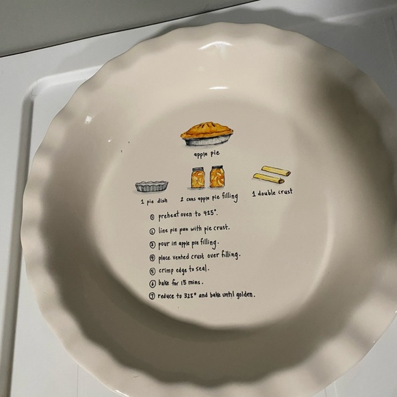 RAE DUNN “Apple Pie” Pie Dish - Picture 2 of 5